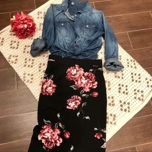 Midi skirt ♦️SOLD♦️